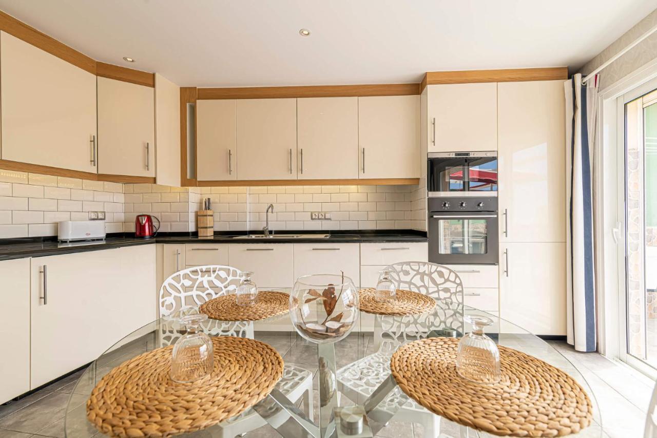 Penthouse Manureva By Pajarito Holidays Los Cristianos  Eksteriør billede